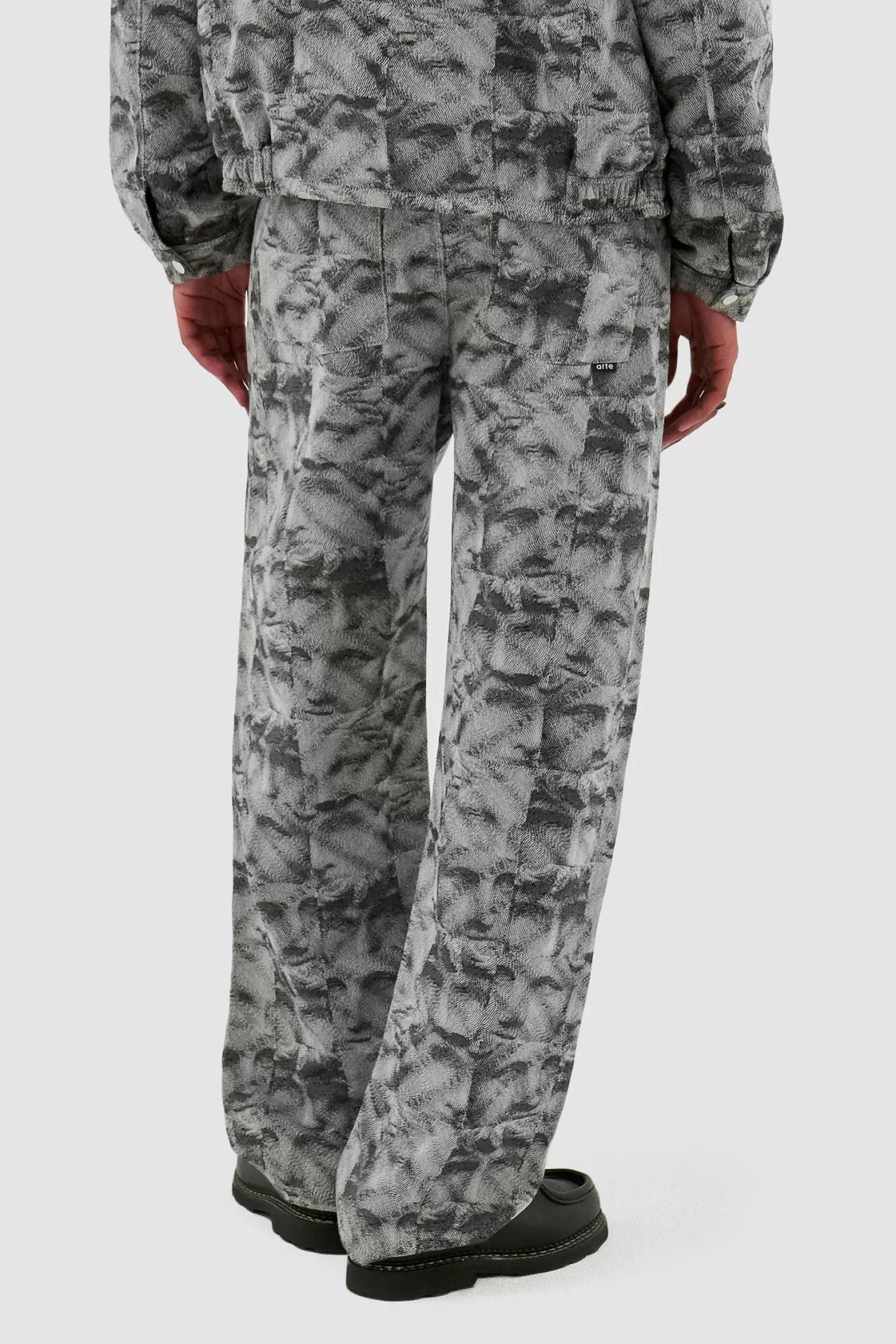 Sale Pantalon Jeffrey Co-ords